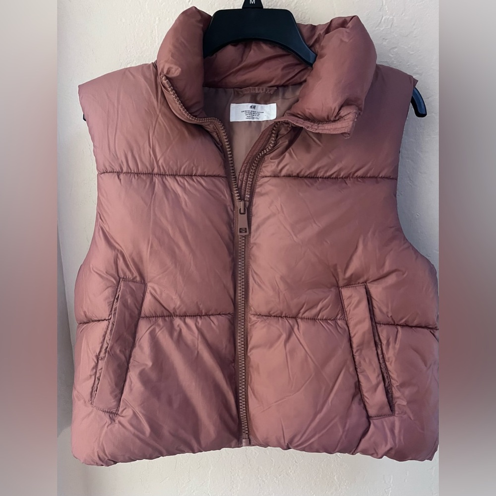 H&M Quilted Vest in Soft Pink